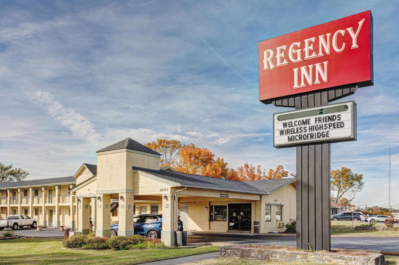 Regency Inn Fayetteville Eksteriør billede